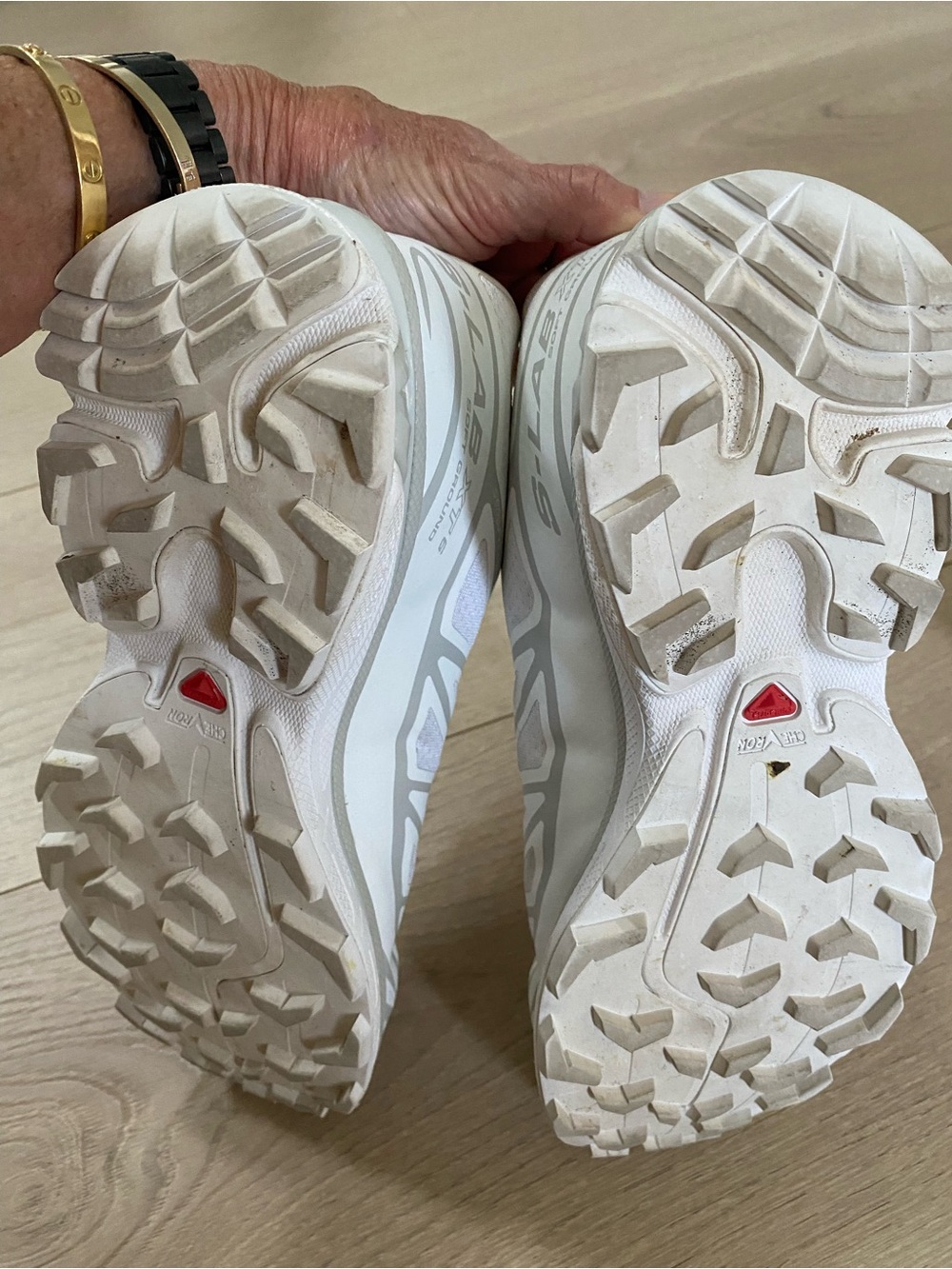“IT GIRL” Salomon XT-6 White sneakers with Multicolor Tongue Accents 9 - Picture 7 of 11